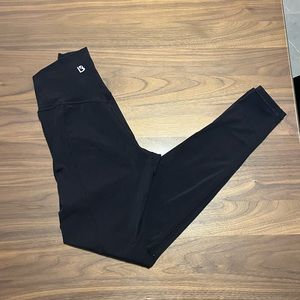 Lochness Buffbunny Leggings in Onyx